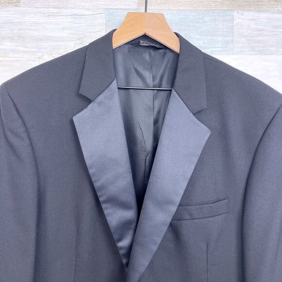 Jos A Bank Notch Collar Tuxedo Suit Black Mens 44R Jacket 40x31 Pleated Pants - Picture 3 of 15